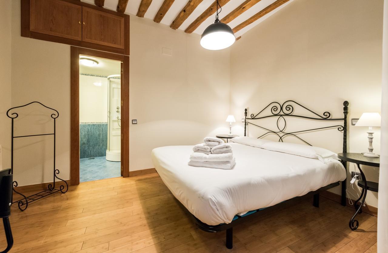 Latina Apartment Madrid Exterior foto